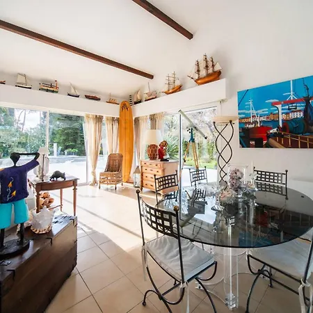 Baradarena Avec Piscine Chauffee Et Jardin Pour 10 Personnes