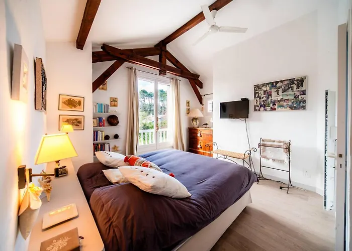 Villa Baradarena Avec Piscine Chauffee Et Jardin Pour 10 Personnes