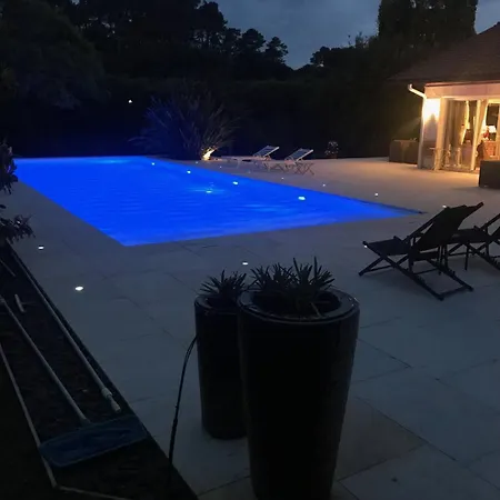 Baradarena Avec Piscine Chauffee Et Jardin Pour 10 Personnes * 索尔特奥瑟戈尔